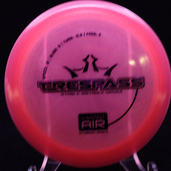 dynamic discs - trespass - lucid air - distance driver pink/purple/156